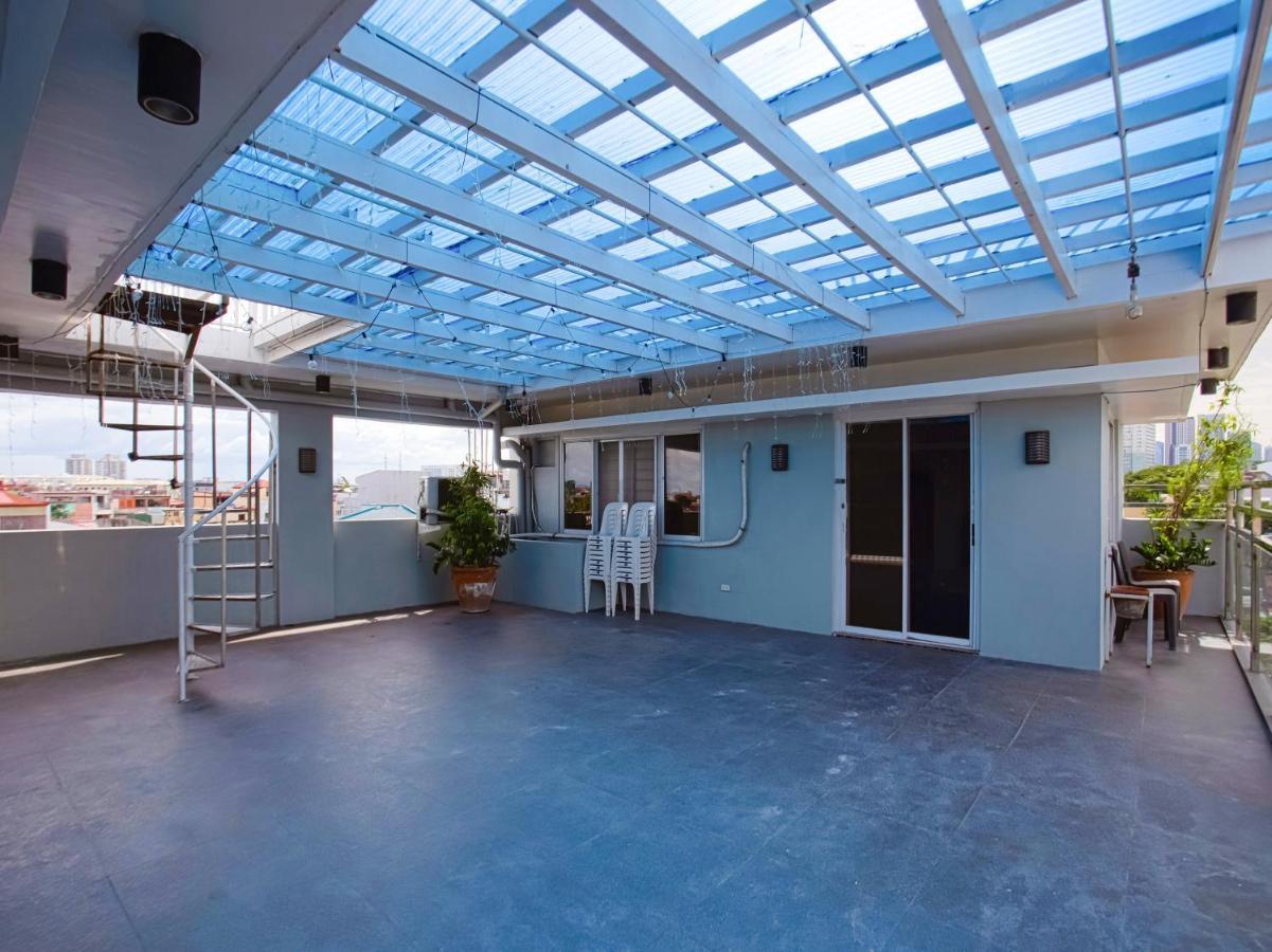 Capital O 806 Pattaui Residences Taguig Exterior photo
